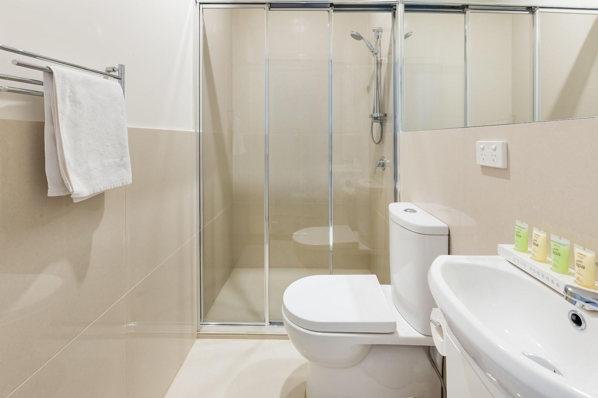 City Edge Dandenong Apartment Hotel Экстерьер фото